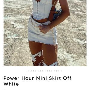 White Fox Power hour mini skirt
